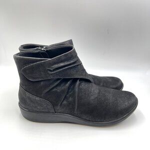 Clarks Womens Size 11 Black Faux Vegan‎ Leather Ruched Comfort Comfy Boots Shoes